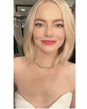 Emma Stone OnlyFans Leaked Free Thumbnail Picture - #f5WZQrVhee