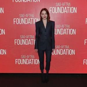 Emma Stone OnlyFans Leaked Free Thumbnail Picture - #ldEjNHv9qX