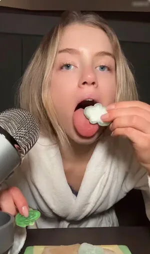 Emma Svenningson OnlyFans Leaked Free Thumbnail Picture - #korVZ3E3Mt