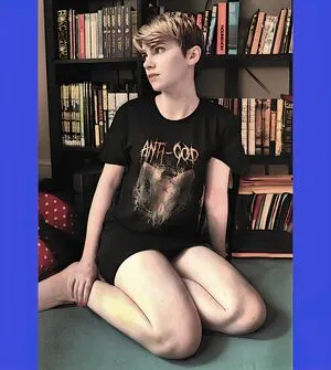 Emma Thorne OnlyFans Leaked Free Thumbnail Picture - #RtZl1vwyxy