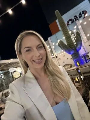 Emma Vardy Presenter OnlyFans Leaked Free Thumbnail Picture - #JdV1Y8MXBp