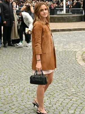Emma Watson OnlyFans Leaked Free Thumbnail Picture - #SuWPE3MGdQ