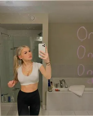 Emma Welyki OnlyFans Leaked Free Thumbnail Picture - #q9a2eFQNKC