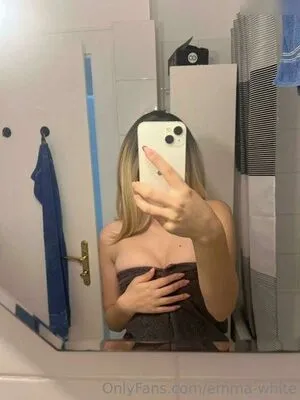 Emma White OnlyFans Leaked Free Thumbnail Picture - #g0Pz5PSpfM