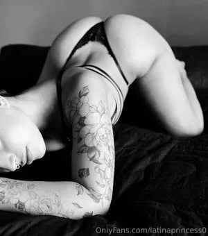 Emmaa Of OnlyFans Leaked Free Thumbnail Picture - #Qe0KddTEXE