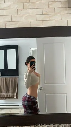 Emmaagassi OnlyFans Leaked Free Thumbnail Picture - #pIeE4NNtOe