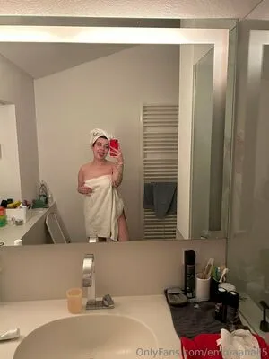 Emmaahall5 OnlyFans Leaked Free Thumbnail Picture - #2m8H7lIzo6