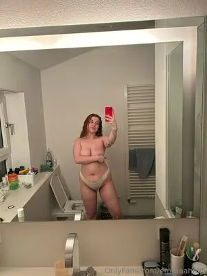 Emmaahall5 OnlyFans Leaked Free Thumbnail Picture - #gwX3IOA4A5
