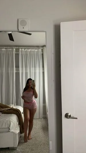 Emmaameera OnlyFans Leaked Free Thumbnail Picture - #Dm32rmaw8p