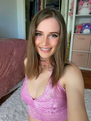 Emmabarbyy OnlyFans Leaked Free Thumbnail Picture - #iIuyvE5FY5