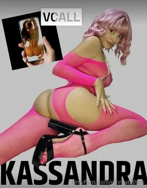 Emmabl00m OnlyFans Leaked Free Thumbnail Picture - #ByHq2Ly2f1