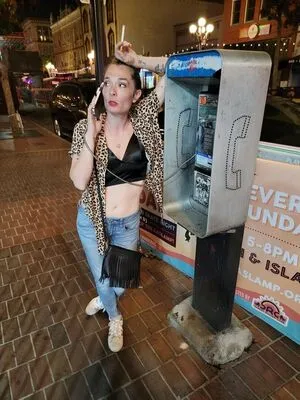 Emmacantquit OnlyFans Leaked Free Thumbnail Picture - #0mjWZX5hSA