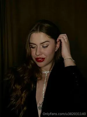Emmacharlottee OnlyFans Leaked Free Thumbnail Picture - #0qDR29QEfN