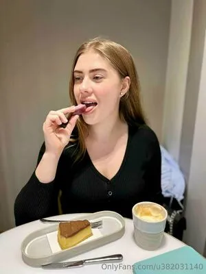 Emmacharlottee OnlyFans Leaked Free Thumbnail Picture - #CyaUwzFZOk