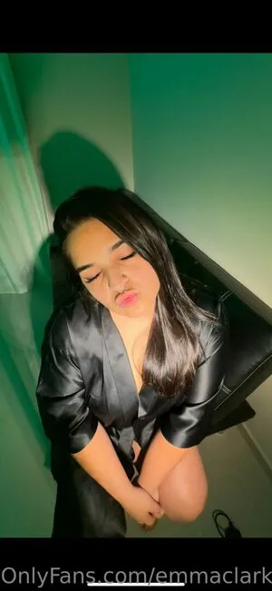 Emmaclark0 OnlyFans Leaked Free Thumbnail Picture - #Z38axbXW40