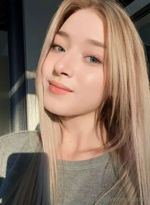 Emmacosmo OnlyFans Leaked Free Thumbnail Picture - #NZjZ0Owe8y