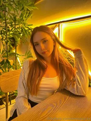 Emmacut1e OnlyFans Leaked Free Thumbnail Picture - #0lUXtr6PJ1