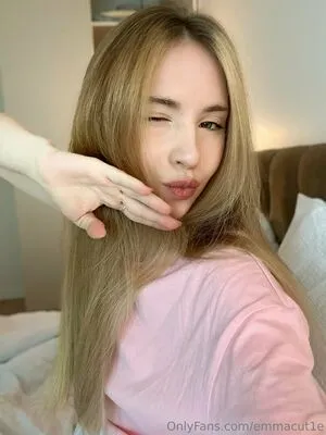 Emmacut1e OnlyFans Leaked Free Thumbnail Picture - #8E72wKpwrw