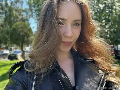 Emmacut1e OnlyFans Leaked Free Thumbnail Picture - #s0XGqjNU2J