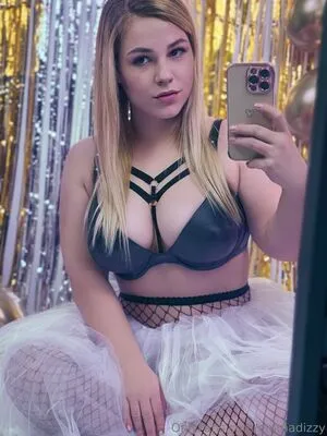 Emmadizzy OnlyFans Leaked Free Thumbnail Picture - #Kjyg0FbpUN