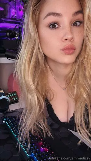Emmadizzy OnlyFans Leaked Free Thumbnail Picture - #OjkATqQoGQ