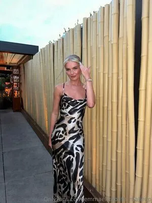 Emmaelizabeth Makeup OnlyFans Leaked Free Thumbnail Picture - #2o8J3Qol28