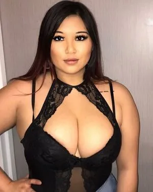 Emmaelizabethxoxoo OnlyFans Leaked Free Thumbnail Picture - #wJNabucKad
