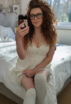 Emmagraceguitar OnlyFans Leaked Free Thumbnail Picture - #8Tmxyw4wmi