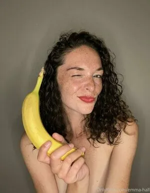 Emmahall OnlyFans Leaked Free Thumbnail Picture - #8b4mB4Sd2e