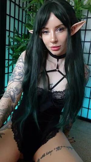 Emmahircine OnlyFans Leaked Free Thumbnail Picture - #NDUwzef4QL