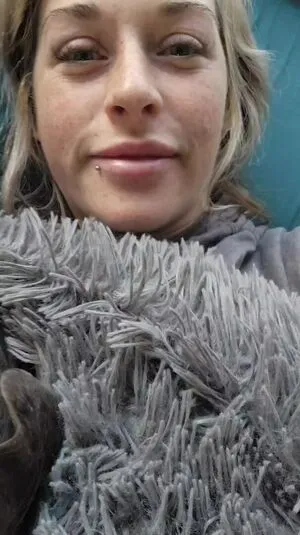Emmajane6663 OnlyFans Leaked Free Thumbnail Picture - #DPHBTKLaD1