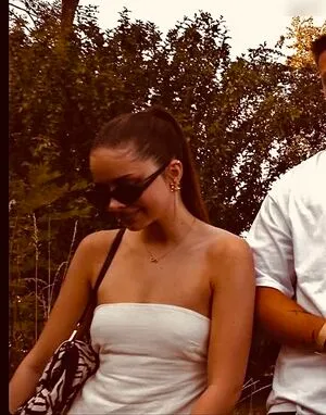 Emmaldkkk OnlyFans Leaked Free Thumbnail Picture - #1tJWsErenJ