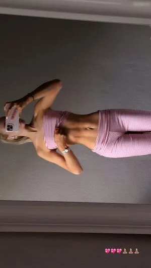 Emmalilkendeyy OnlyFans Leaked Free Thumbnail Picture - #2eKV9EQeSg