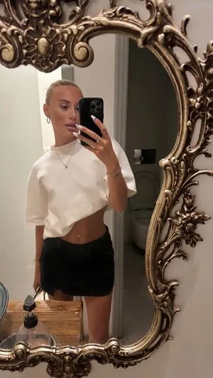 Emmalilkendeyy OnlyFans Leaked Free Thumbnail Picture - #lP2PTUAMYZ