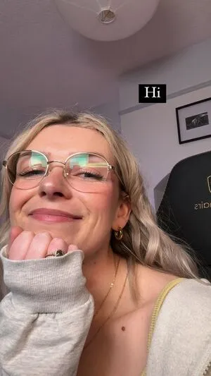 Emmalition OnlyFans Leaked Free Thumbnail Picture - #SvDldOAawd