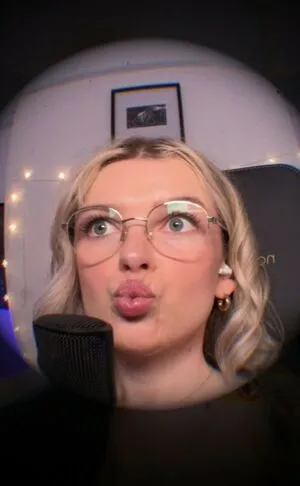 Emmalition OnlyFans Leaked Free Thumbnail Picture - #cqouwV0Iei