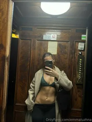 Emmaluzhna OnlyFans Leaked Free Thumbnail Picture - #3BeL7sHemu