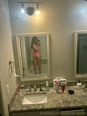 Emmamaeeee OnlyFans Leaked Free Thumbnail Picture - #3aupaSrlMz