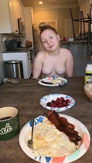 Emmamaeeee OnlyFans Leaked Free Thumbnail Picture - #UcihaByWZg