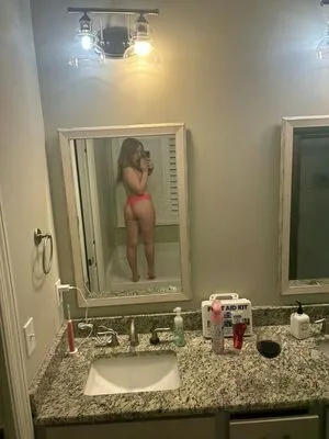 Emmamaeeee OnlyFans Leaked Free Thumbnail Picture - #yFaliCcWZU