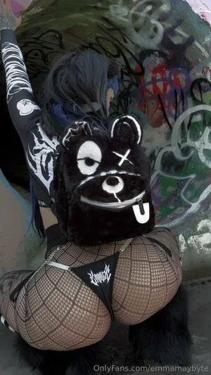 Emmamaybyte OnlyFans Leaked Free Thumbnail Picture - #3CldKR15RB