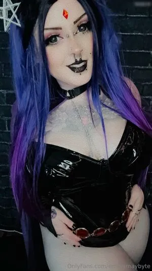 Emmamaybyte OnlyFans Leaked Free Thumbnail Picture - #40ZF3IJzzv