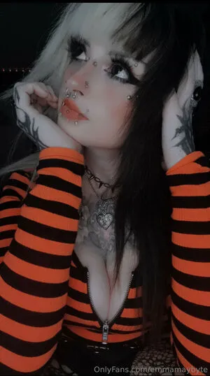 Emmamaybyte OnlyFans Leaked Free Thumbnail Picture - #4QtKN5HA4q