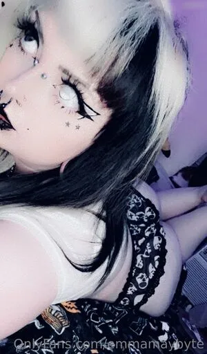 Emmamaybyte OnlyFans Leaked Free Thumbnail Picture - #Ggtz3OFfRS