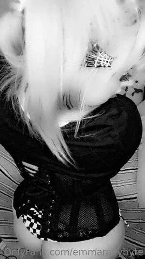 Emmamaybyte OnlyFans Leaked Free Thumbnail Picture - #ONfmDxrxzY