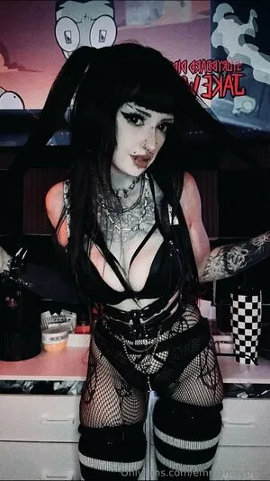 Emmamaybyte OnlyFans Leaked Free Thumbnail Picture - #c1TStS1Az9