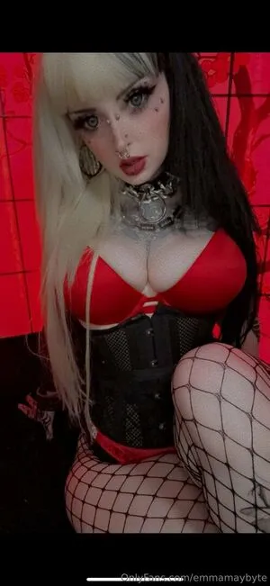 Emmamaybyte OnlyFans Leaked Free Thumbnail Picture - #j4RcSvK39c