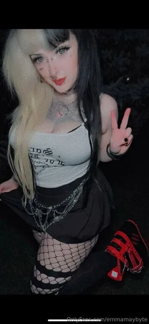 Emmamaybyte OnlyFans Leaked Free Thumbnail Picture - #sOFWcGhp5G