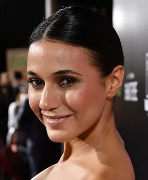 Emmanuelle Chriqui OnlyFans Leaked Free Thumbnail Picture - #Aph1ANHZh6