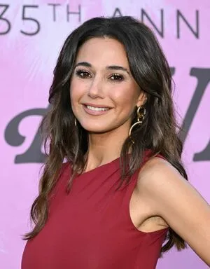 Emmanuelle Chriqui OnlyFans Leaked Free Thumbnail Picture - #P5ymGKHAPj